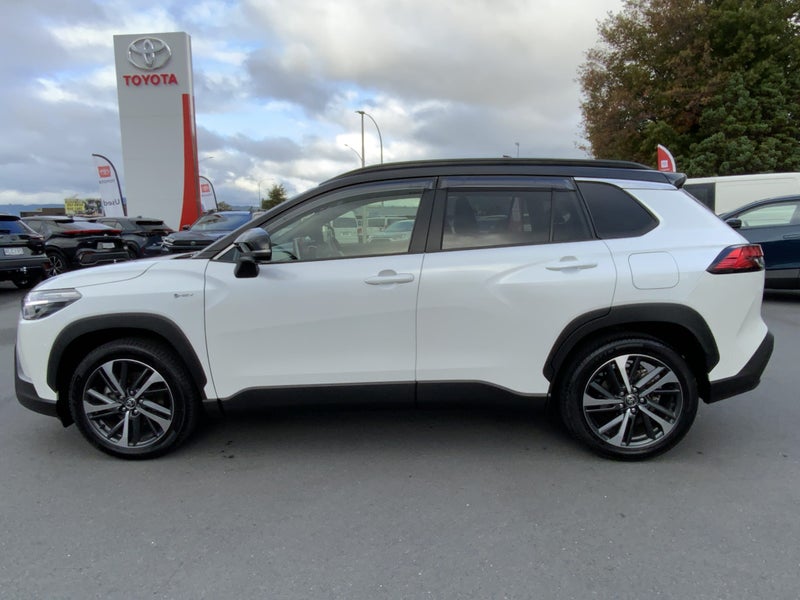 2025 Toyota Corolla Cross Limited Hybrid - next... image 5