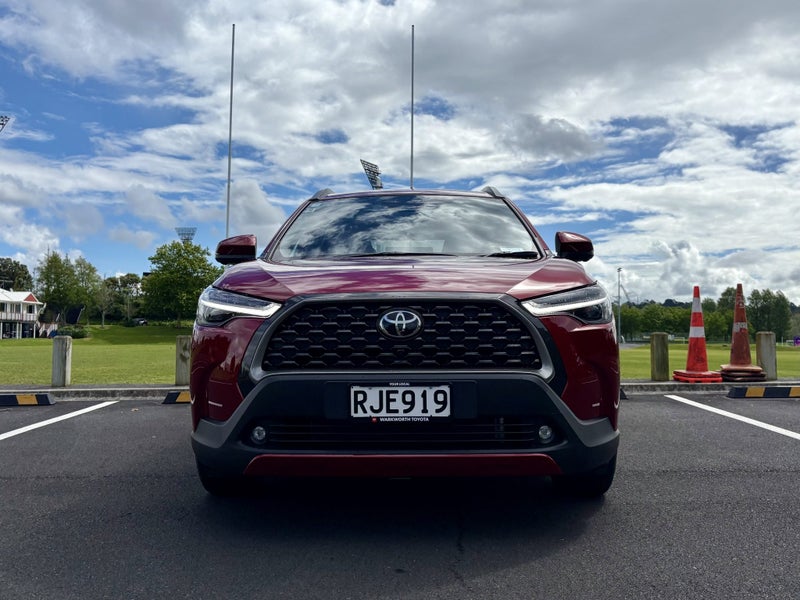 2025 Toyota Corolla Cross SUV GXL 2.0 Petrol HY... image 2