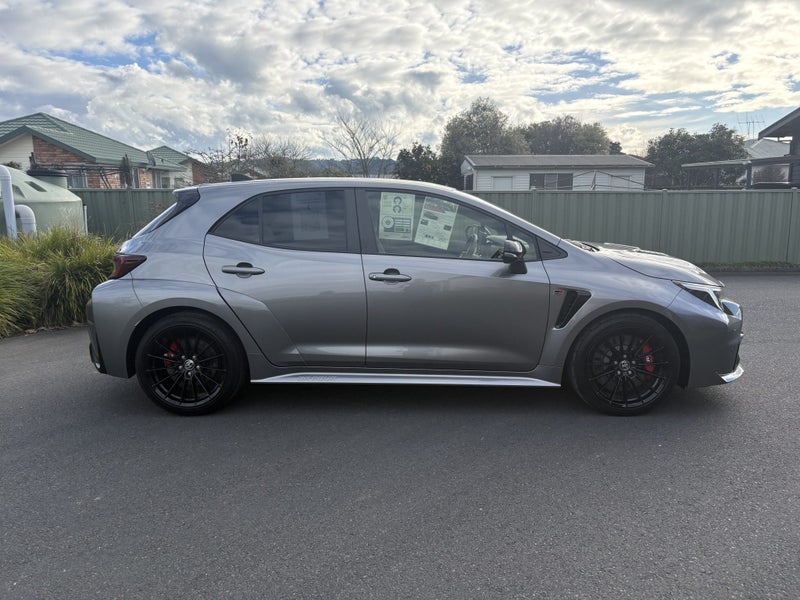 2025 Toyota Corolla GR 1.6PT 6MT AWD HB/5D/5S (... image 2