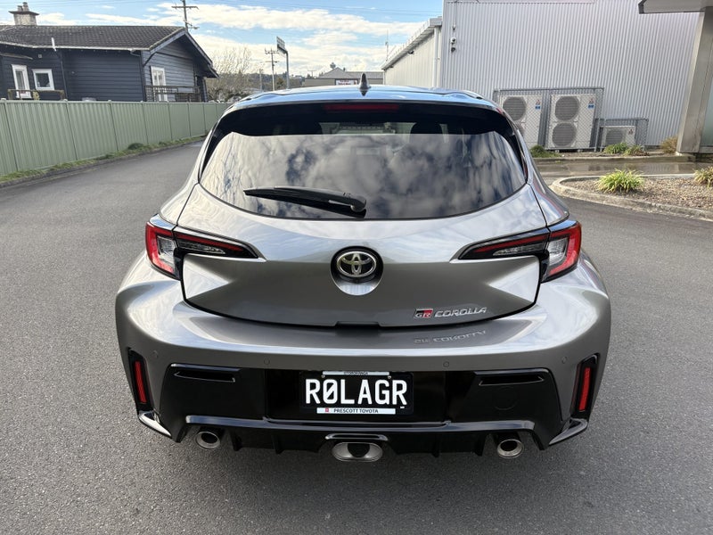 2025 Toyota Corolla GR 1.6PT 6MT AWD HB/5D/5S (... image 4