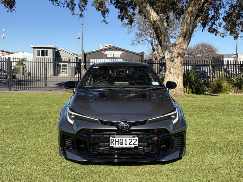 2025 Toyota Corolla GR 1.6PT Manual AWD Hatch image 2