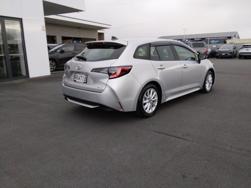 2025 Toyota Corolla GX 1.8 HEV ECVT FWD WG/5D/5S image 3