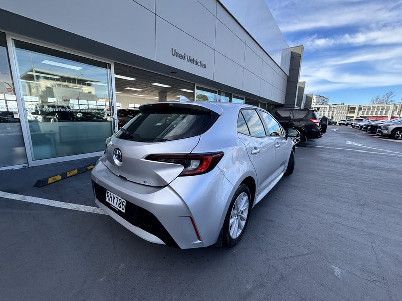 2025 Toyota Corolla GX 1.8 HYBRID ECOMIC HATCH image 3
