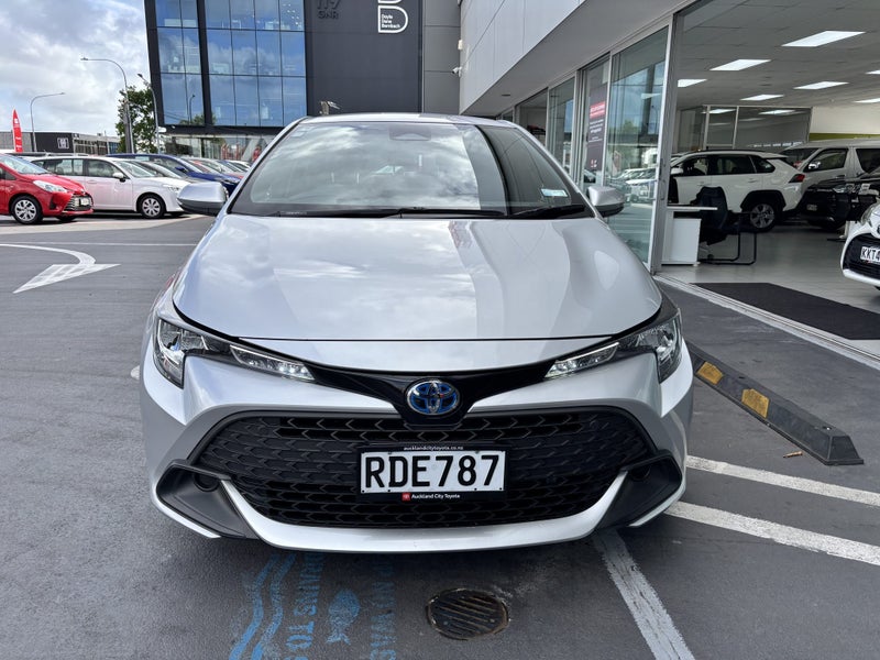 2025 Toyota Corolla GX 1.8 HYBRID POPULAR HATCH image 4