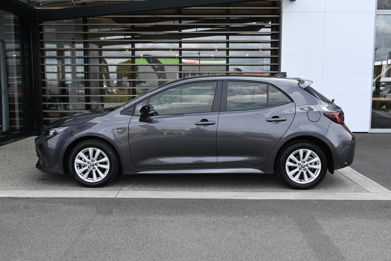 2025 Toyota Corolla GX 1.8 Petrol Hybrid FWD Ha... image 3