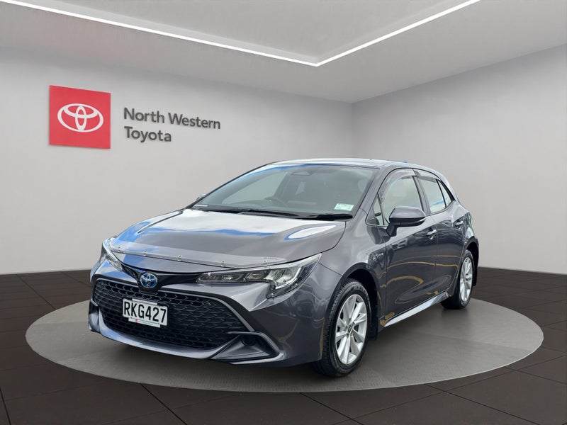 2025 Toyota Corolla GX 1.8L Hybrid FWD Hatchback image 3