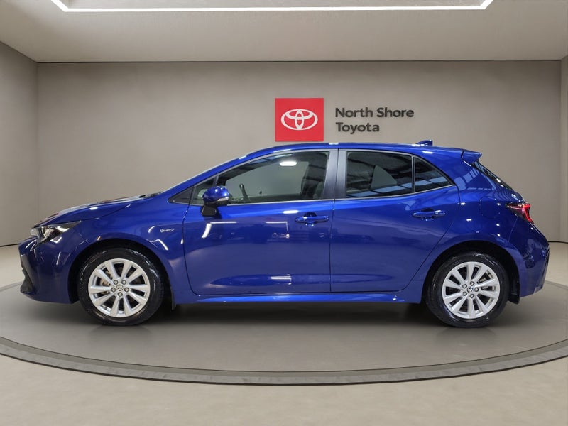 2025 Toyota Corolla GX 1.8L Hybrid FWD Hatchback image 4