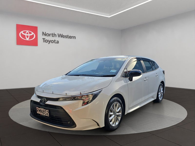 2025 Toyota Corolla GX 1.8L Hybrid FWD Station... image 3
