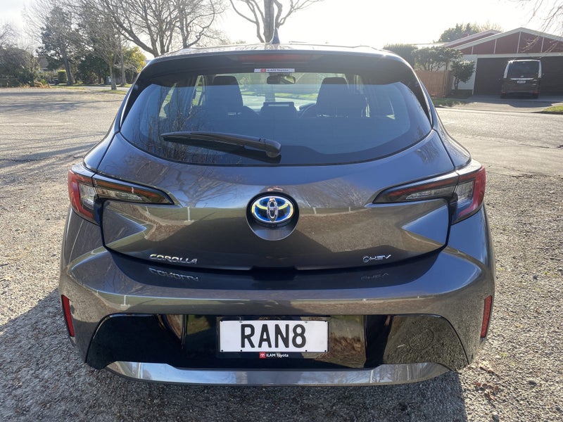 2025 Toyota Corolla GX 1.8L Petrol Hybrid CVT image 5