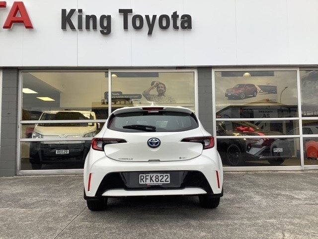 2025 Toyota Corolla GX 1.8P HEV image 3