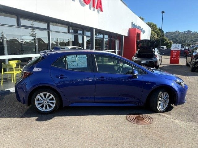 2025 Toyota Corolla GX 1.8P HEV image 2