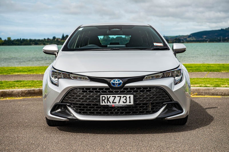2025 Toyota Corolla GX 1.8P HEV CVT FWD image 2