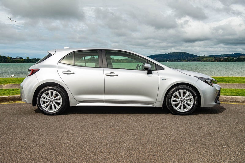 2025 Toyota Corolla GX 1.8P HEV CVT FWD image 5