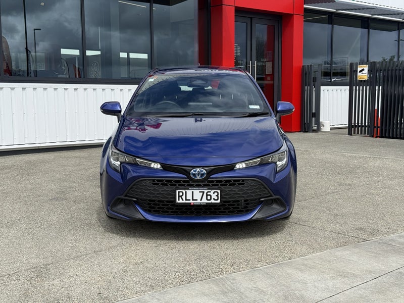 2025 Toyota Corolla GX 1.8P HEV CVT FWD Hatchback image 3