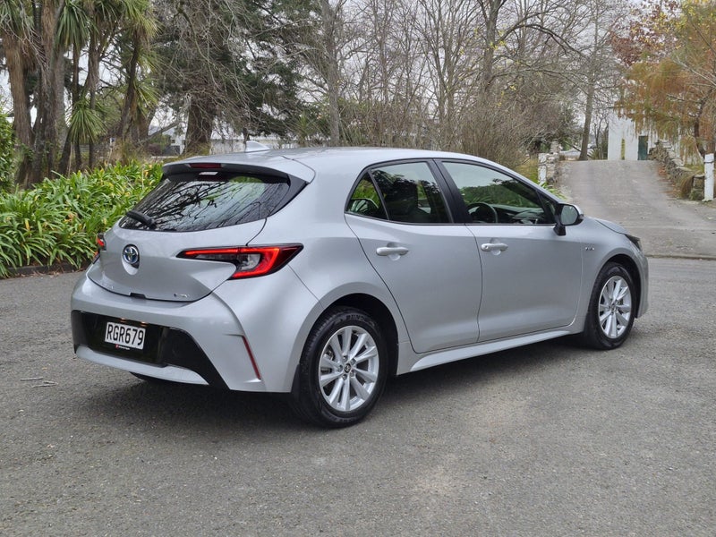 2025 Toyota Corolla GX 1.8P HEV CVT FWD (ZXAGX-... image 3