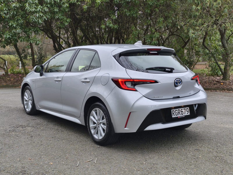 2025 Toyota Corolla GX 1.8P HEV CVT FWD (ZXAGX-... image 5