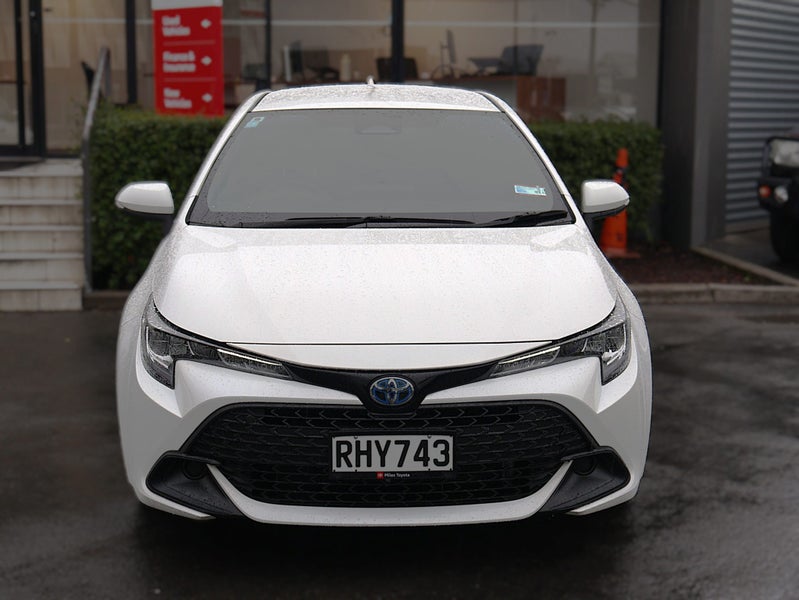 2025 Toyota Corolla GX 1.8P HEV Hatchback Hybrid image 2