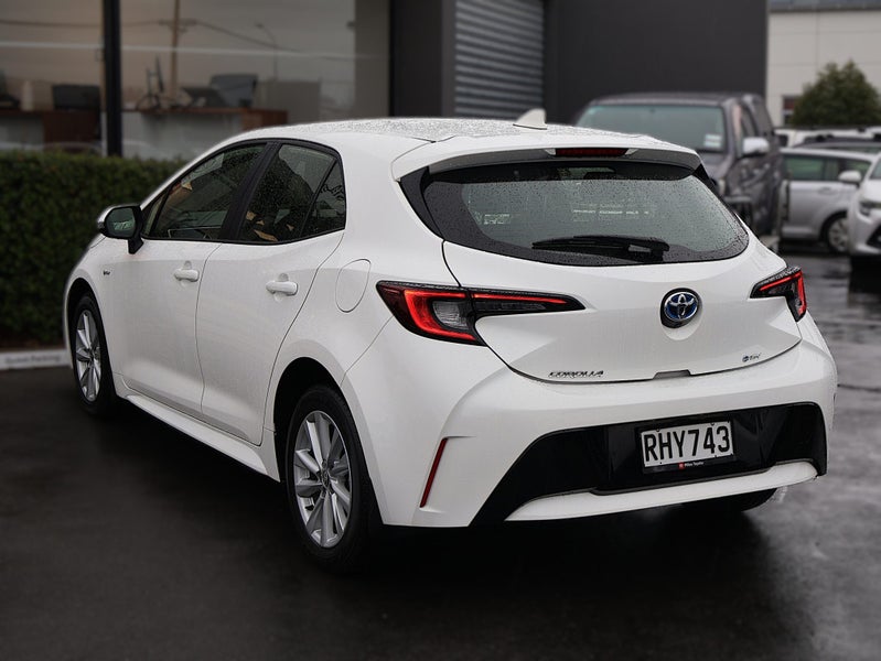 2025 Toyota Corolla GX 1.8P HEV Hatchback Hybrid image 5