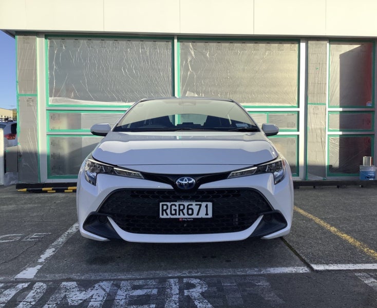 2025 Toyota Corolla GX 1.8P HEV Hybrid Hatchback image 2
