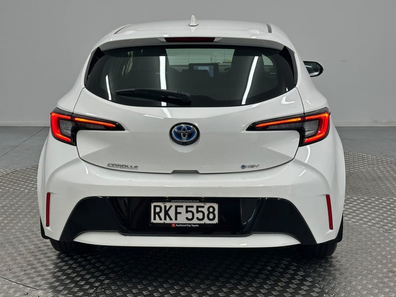 2025 Toyota Corolla GX 1.8P Hybrid image 4