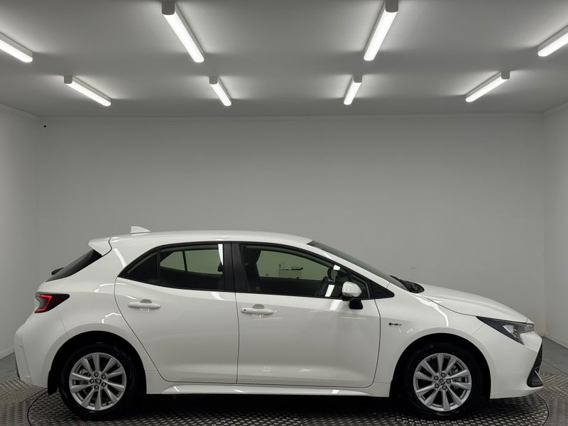 2025 Toyota Corolla GX 1.8P Hybrid image 2
