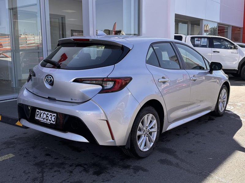 2025 Toyota Corolla GX 1.8P HYBRID Auto image 3