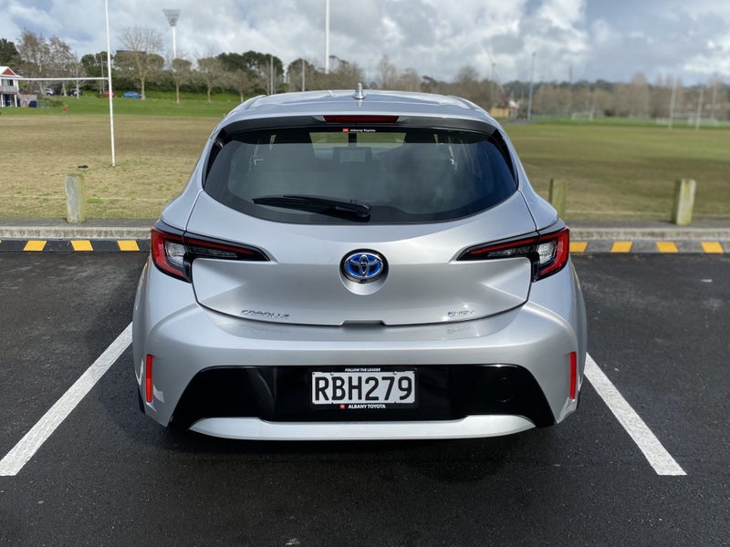 2025 Toyota Corolla GX Hatch 1.8L Petrol Hybrid... image 5