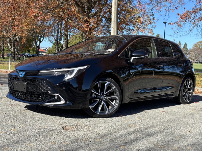 2025 Toyota Corolla Sport 1.8 Hybrid GZ image 3