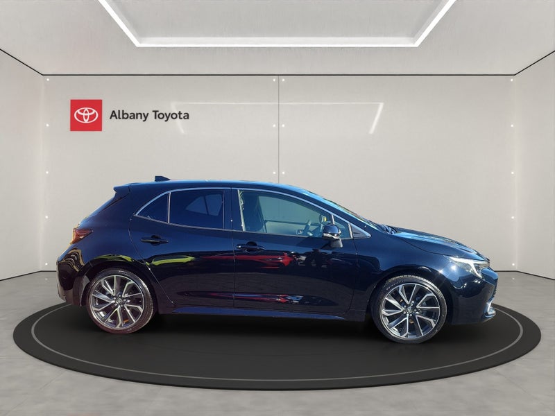 2025 Toyota Corolla Sport 1.8 Hybrid GZ 5 Dr Ha... image 2
