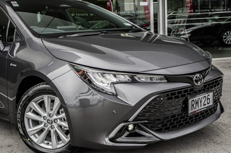 2025 Toyota Corolla SX 1.8L Petrol Hybrid Hatch... image 5