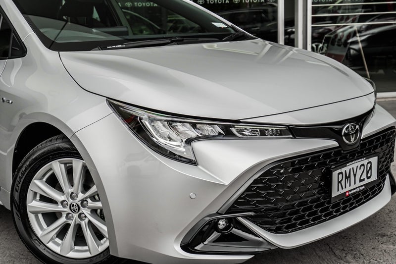 2025 Toyota Corolla SX 1.8L Petrol Hybrid Hatch... image 5