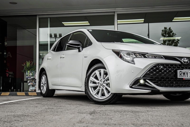 2025 Toyota Corolla SX 1.8L Petrol Hybrid Hatch... image 4