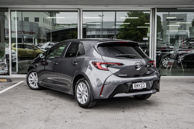 2025 Toyota Corolla SX 1.8L Petrol Hybrid Hatch... image 3