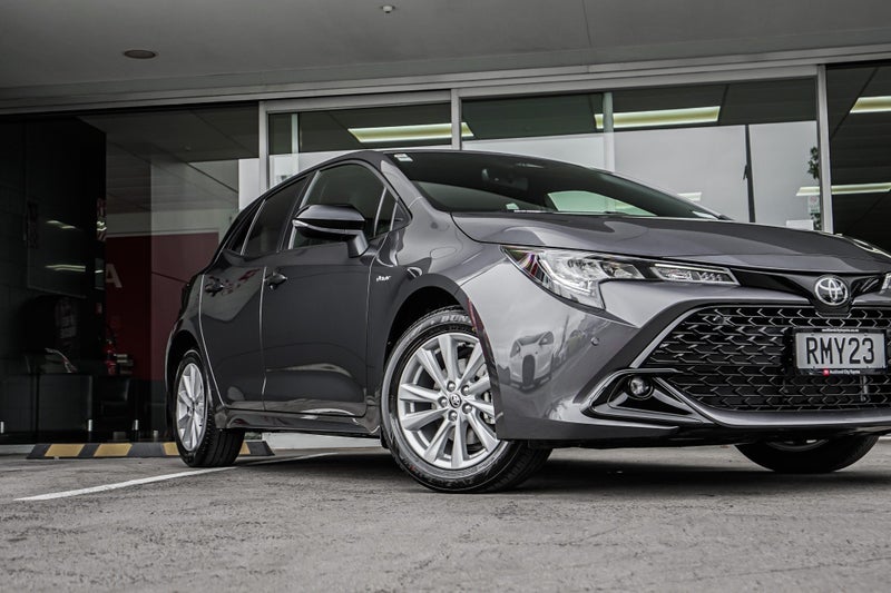 2025 Toyota Corolla SX 1.8L Petrol Hybrid Hatch... image 4