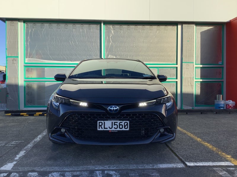 2025 Toyota Corolla SX 1.8P HEV HYBRID HATCHBACK image 2
