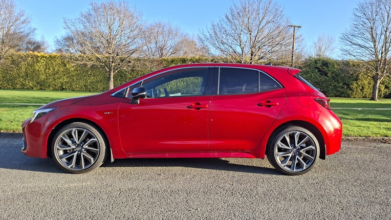 2025 Toyota Corolla ZR 1.8 Petrol Hybrid Hatch image 5