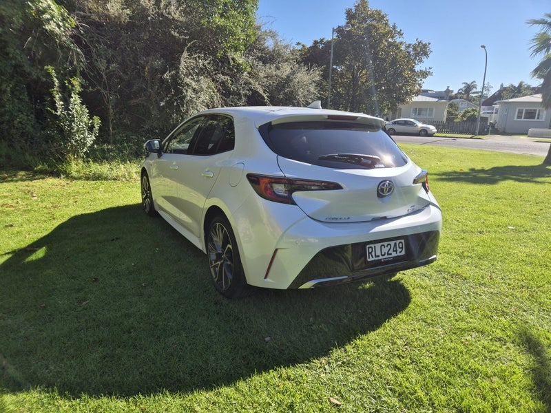 2025 Toyota Corolla ZR 1.8P Hybrid image 4