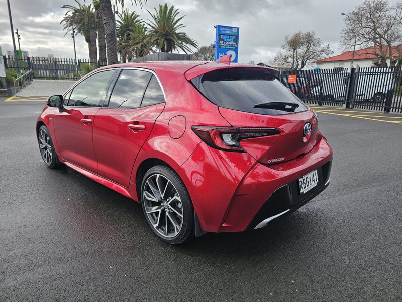 2025 Toyota Corolla ZR 1.8P Hybrid FWD Hatch -... image 5