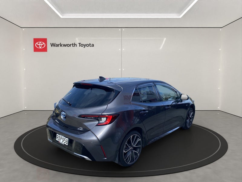 2025 Toyota Corolla ZR Hatch 1.8L Petrol HYBRID... image 3
