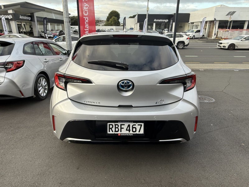 2025 Toyota Corolla ZR Hybrid image 5