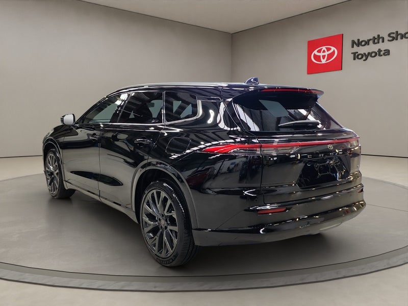 2025 Toyota Crown 2.5L Hybrid Estate Z 4WD SUV image 5