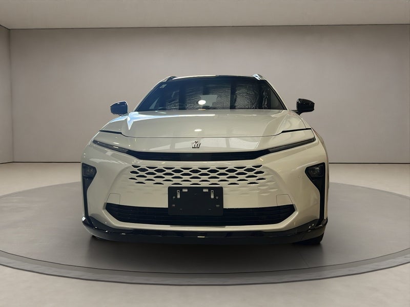 2025 Toyota Crown 2.5L Hybrid Z SUV 4WD image 2