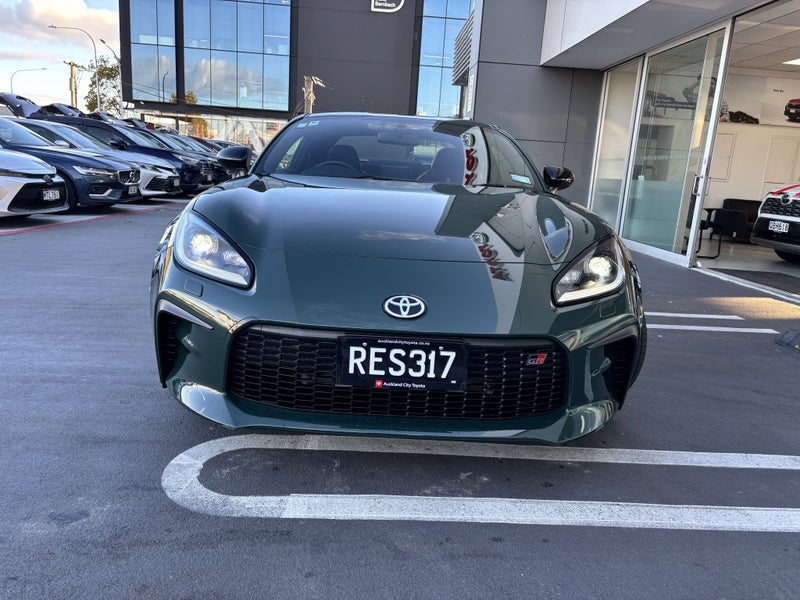 2025 Toyota GR86 Hakone Edition 2.4 PETROL SPOR... image 4