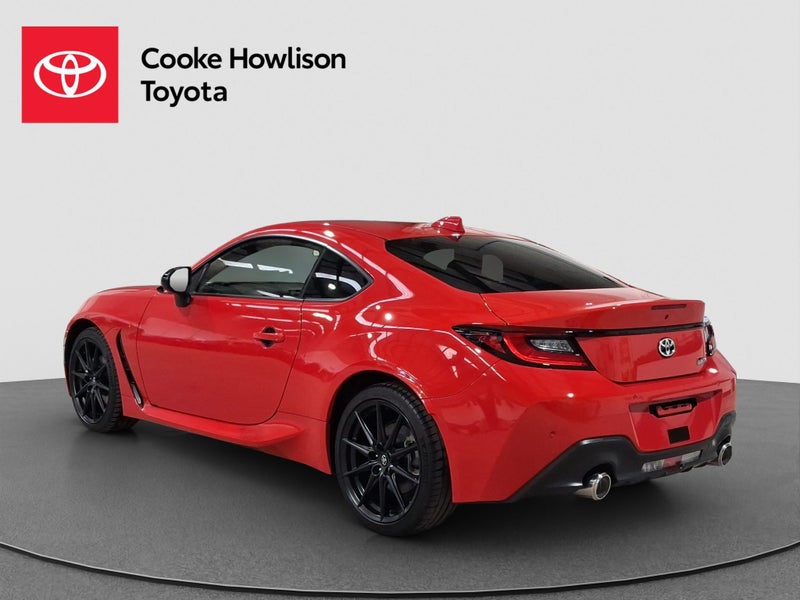 2025 Toyota GR86 RZ image 5