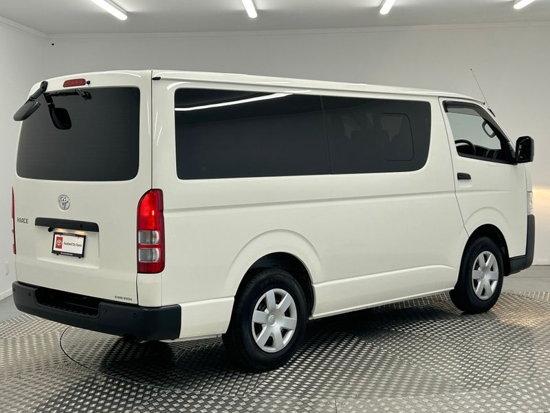 2025 Toyota Hiace 2.0P DX image 3