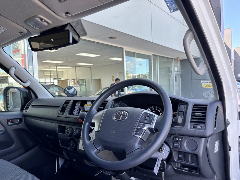 2025 Toyota Hiace 2.0P DX Long GL Package 6 SEATER image 2