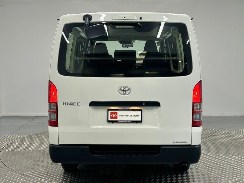 2025 Toyota Hiace 2.0P DX Long Van image 4