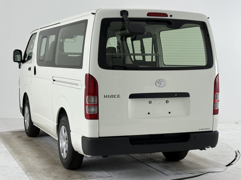 2025 Toyota Hiace 2.0P DX Long Van image 4