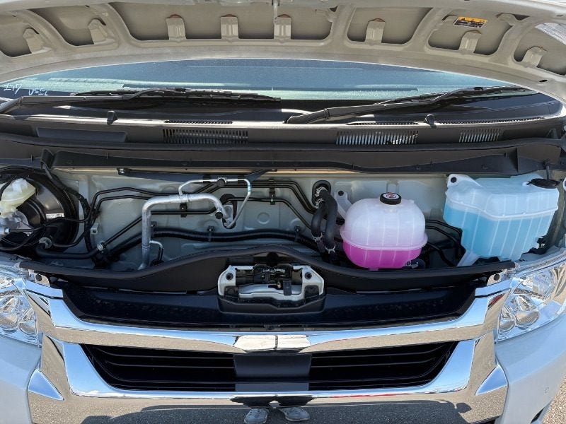 2025 Toyota Hiace 2.7 Petrol Grand Cabin 10 Sea... image 3