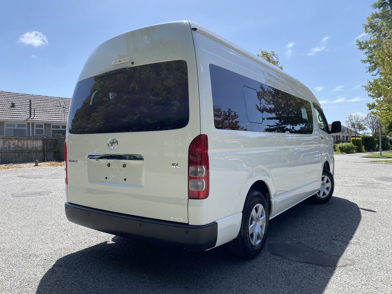 2025 Toyota Hiace 2.7P 4WD CVT image 5